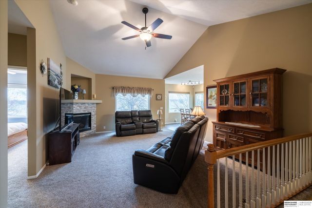 4981 S 190th Avenue, Omaha, NE 68135