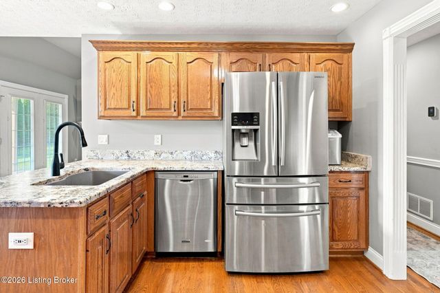 219 Blackberry Cir, Mt Washington, KY 40047