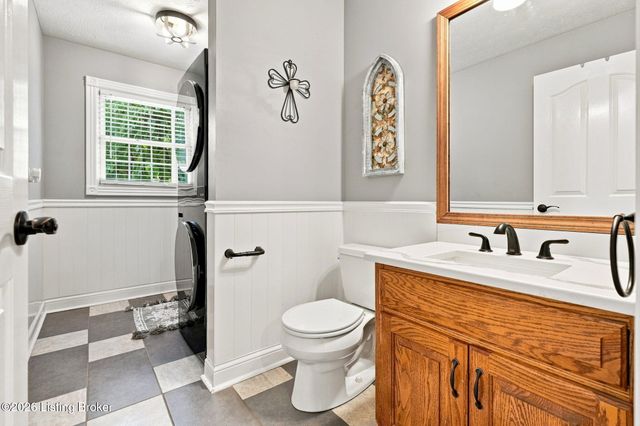 219 Blackberry Cir, Mt Washington, KY 40047