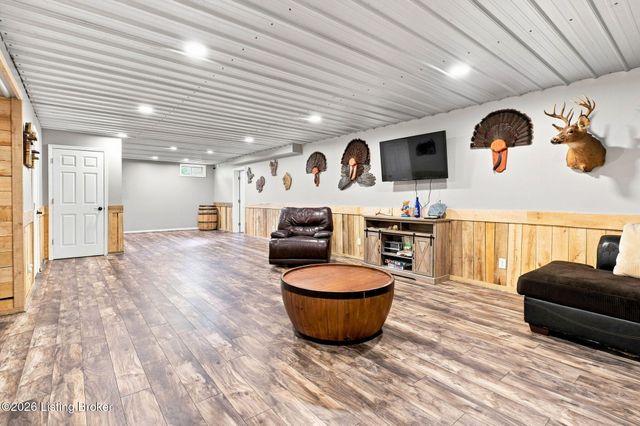 219 Blackberry Cir, Mt Washington, KY 40047