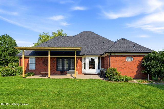 219 Blackberry Cir, Mt Washington, KY 40047