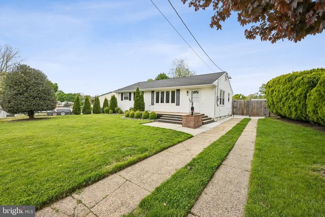 36 NASSAU RD, Lumberton, NJ 08048