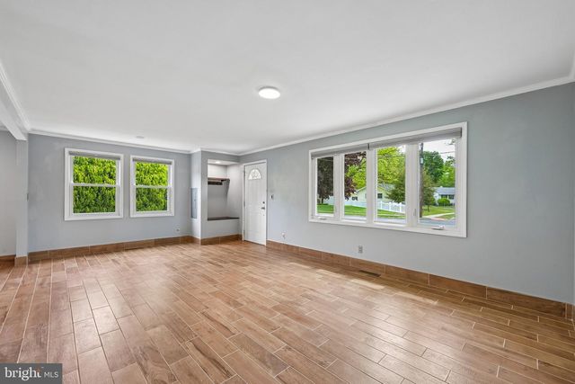 36 NASSAU RD, Lumberton, NJ 08048