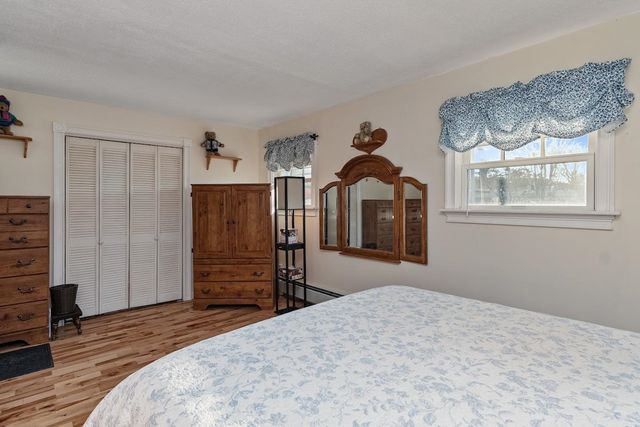 1658 North Avenue, Burlington, VT 05408