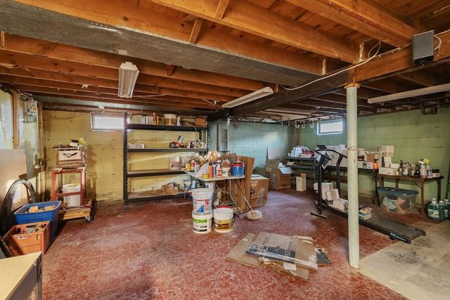 1658 North Avenue, Burlington, VT 05408