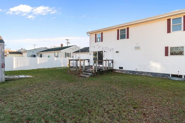 1658 North Avenue, Burlington, VT 05408