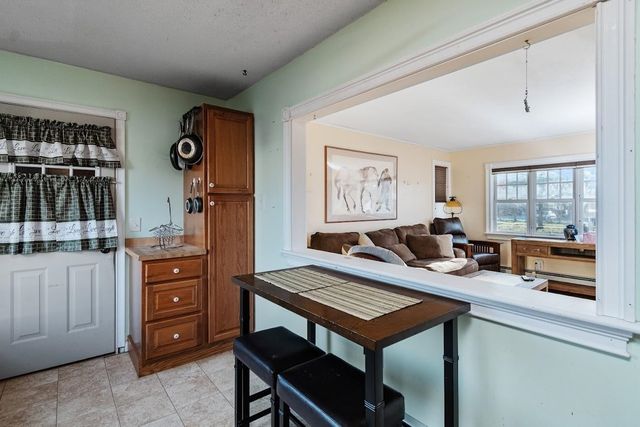 1658 North Avenue, Burlington, VT 05408