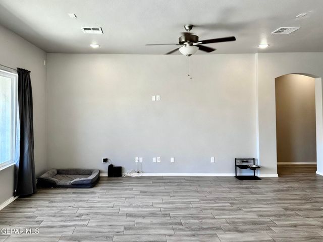 12016 Iron Hollow Street, Socorro, TX 79927