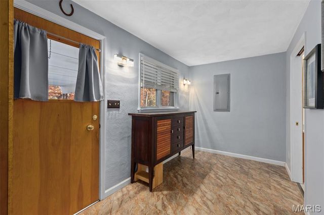 20267 Tall Timber Road, Staunton, IL 62088