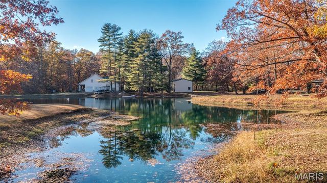 20267 Tall Timber Road, Staunton, IL 62088