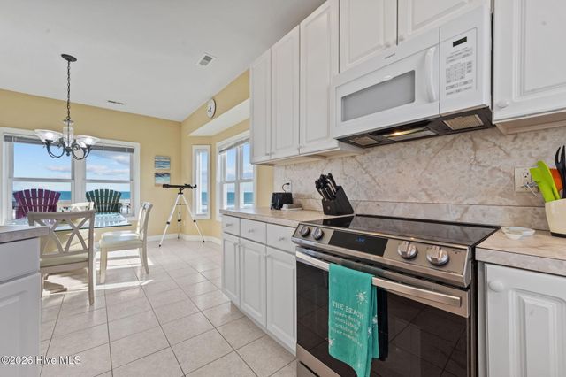 3930 Island Drive, N Topsail Beach, NC 28460