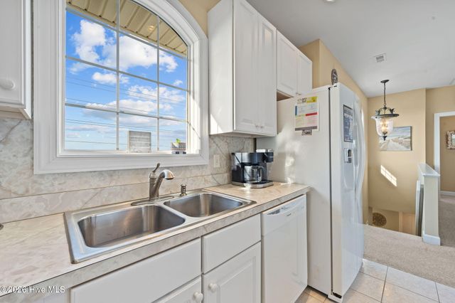 3930 Island Drive, N Topsail Beach, NC 28460