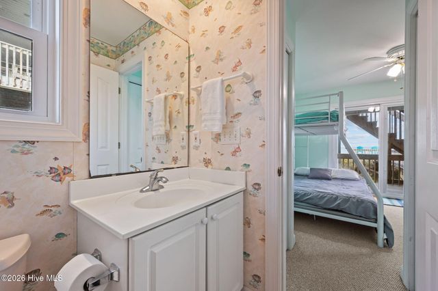 3930 Island Drive, N Topsail Beach, NC 28460