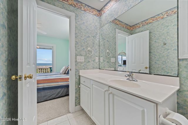 3930 Island Drive, N Topsail Beach, NC 28460