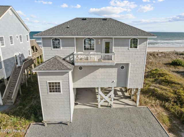 3930 Island Drive, N Topsail Beach, NC 28460