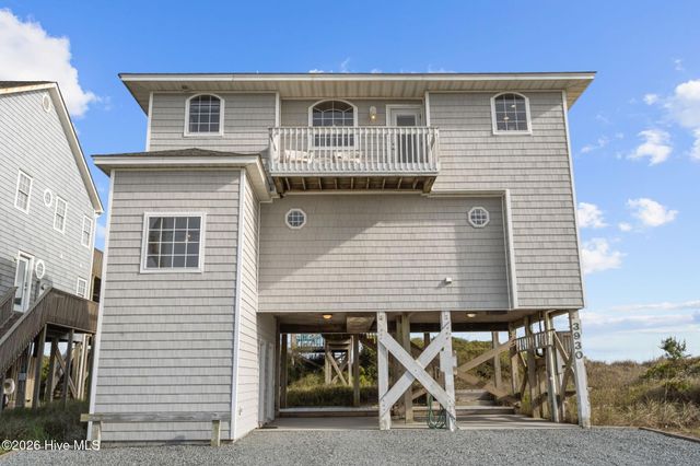 3930 Island Drive, N Topsail Beach, NC 28460