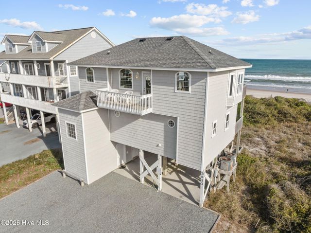 3930 Island Drive, N Topsail Beach, NC 28460