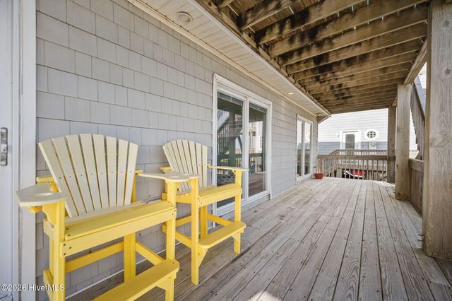 3930 Island Drive, N Topsail Beach, NC 28460