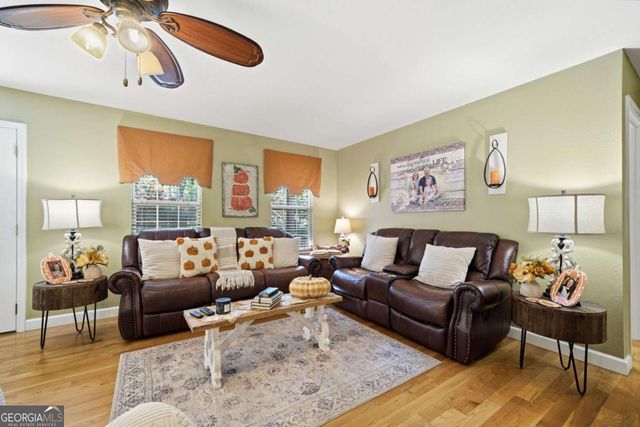 52 Mccollum Road, Ellijay, GA 30540