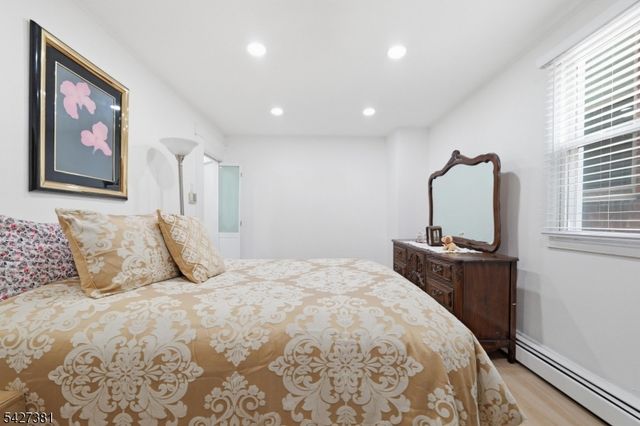813 20Th St, Union City, NJ 07087