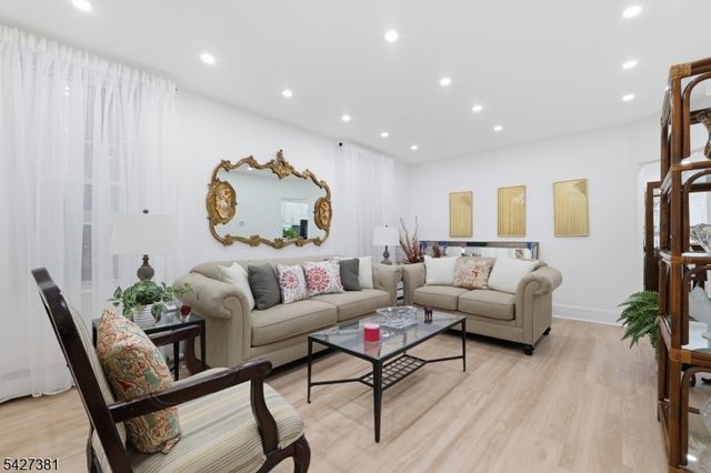813 20Th St, Union City, NJ 07087