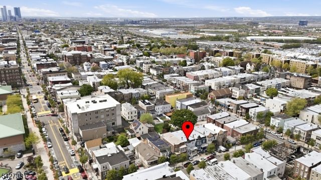 813 20Th St, Union City, NJ 07087