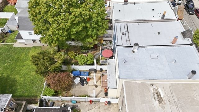 813 20Th St, Union City, NJ 07087
