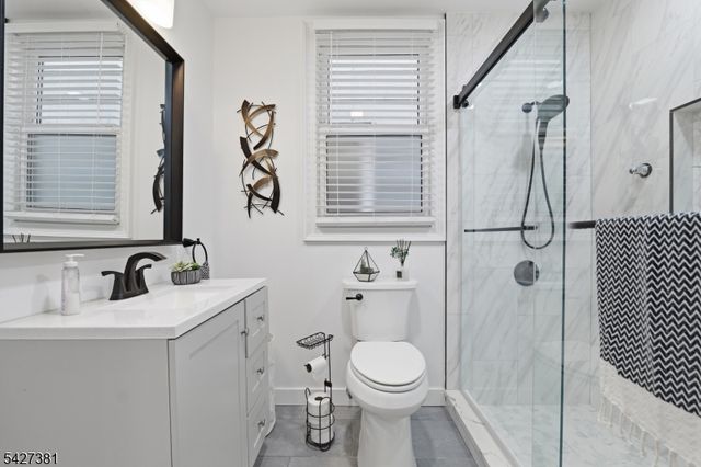 813 20Th St, Union City, NJ 07087