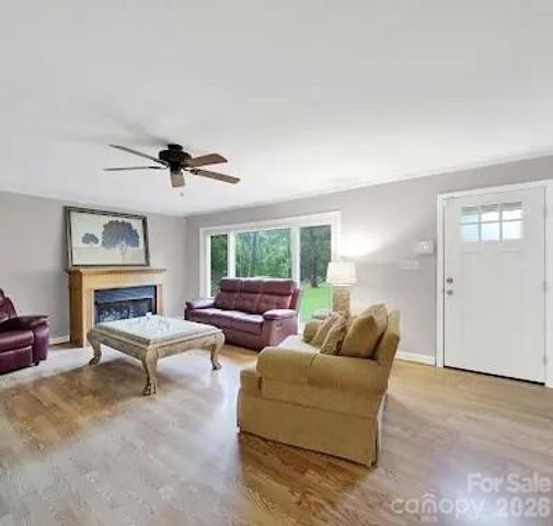 1239 Carlisle White Road, Chester, SC 29706