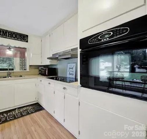 1239 Carlisle White Road, Chester, SC 29706