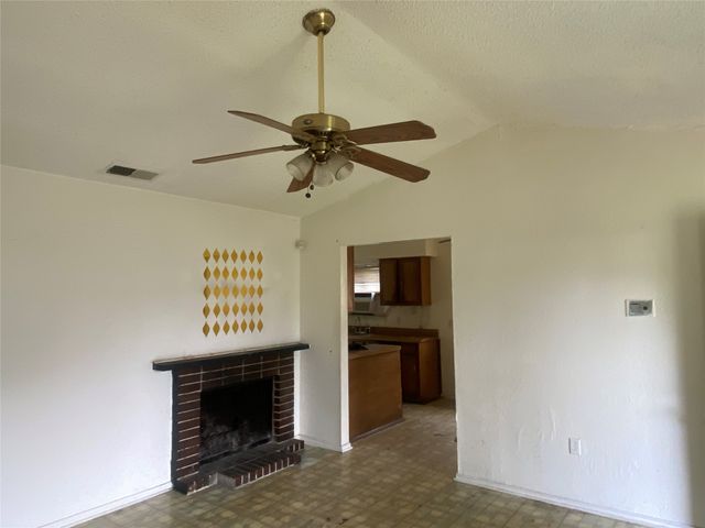 2666 Kellogg Avenue, Dallas, TX 75216