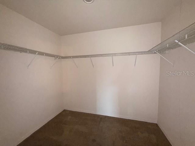 1884 AMBER SWEET CIRCLE, Dundee, FL 33838