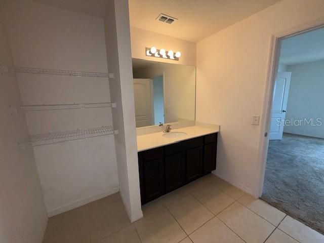 1884 AMBER SWEET CIRCLE, Dundee, FL 33838