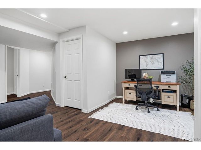 7026 Pine Hills Way, Littleton, CO 80125