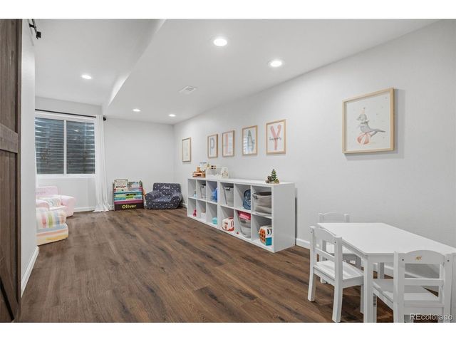 7026 Pine Hills Way, Littleton, CO 80125