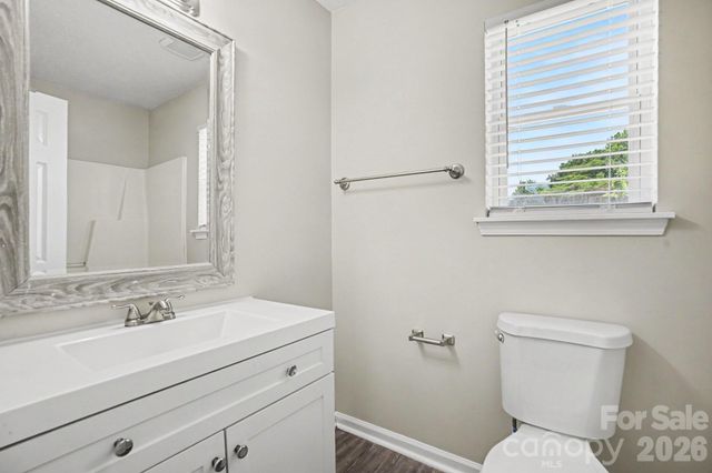 1610 Forest Stream Court, Charlotte, NC 28213