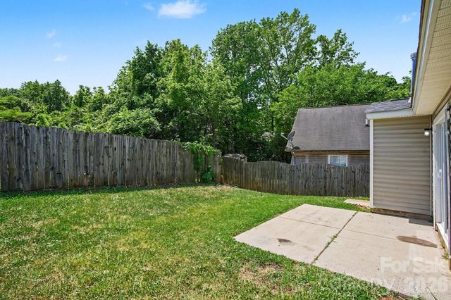 1610 Forest Stream Court, Charlotte, NC 28213