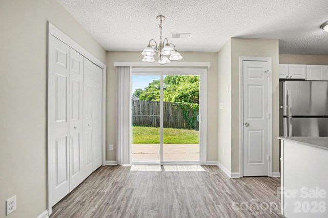 1610 Forest Stream Court, Charlotte, NC 28213
