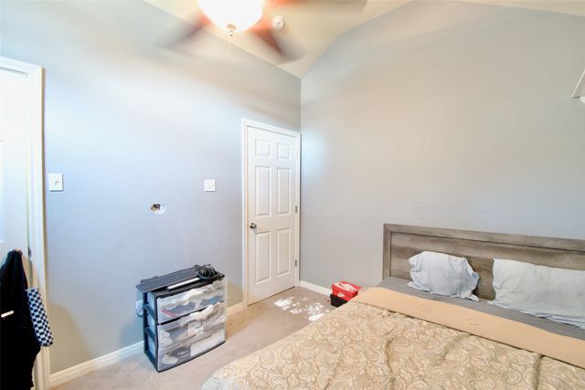 717 Oakmont Drive, Hewitt, TX 76643