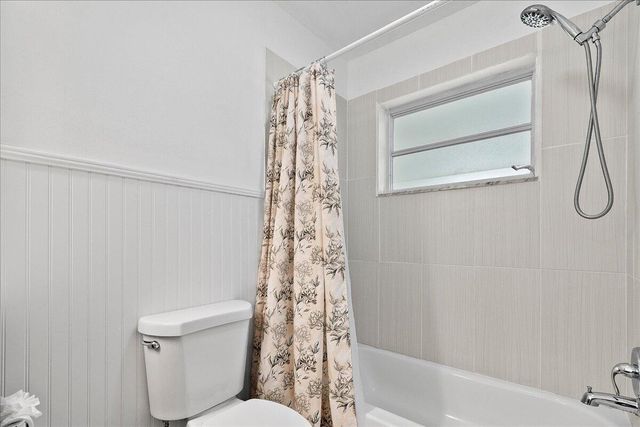 220 COUNTRY Lane B, Boynton Beach, FL 33435