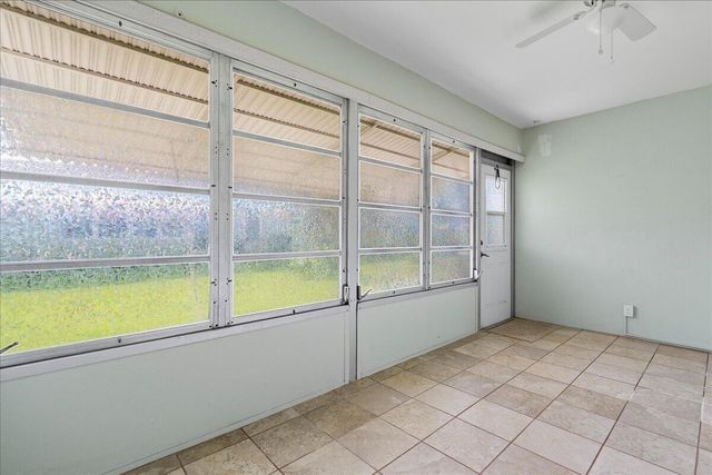 220 COUNTRY Lane B, Boynton Beach, FL 33435
