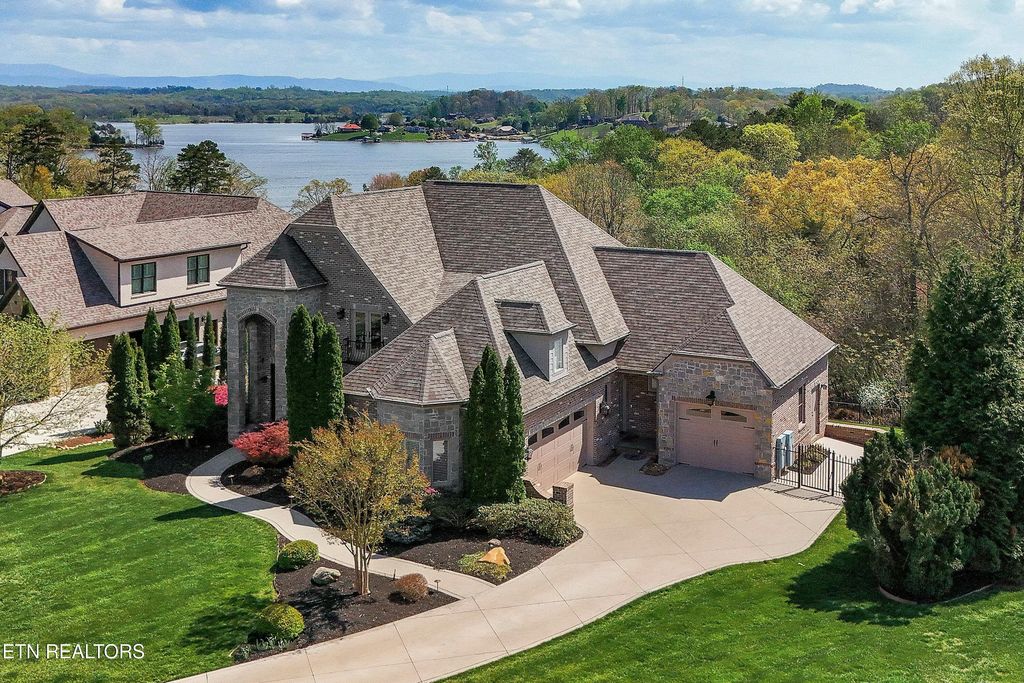 3111 Choto Highlands Way, Knoxville, TN 37922