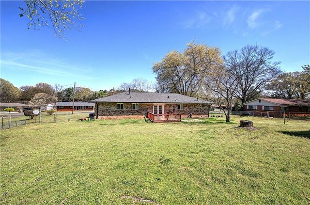 212 Meadow Lane, Cartersville, GA 30120