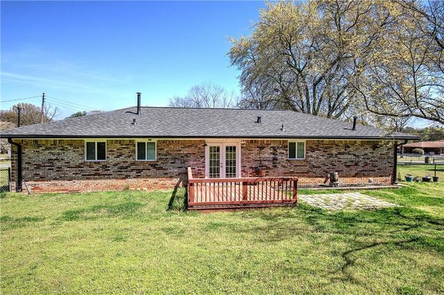 212 Meadow Lane, Cartersville, GA 30120