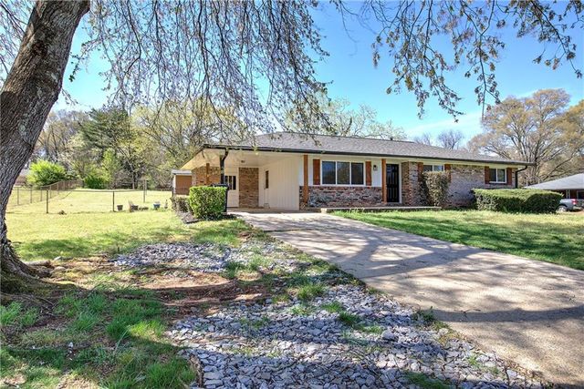 212 Meadow Lane, Cartersville, GA 30120