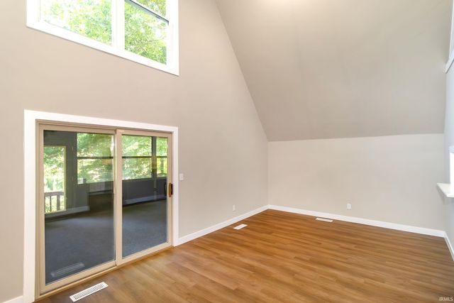 11705 Carol Heights Lane, Evansville, IN 47712