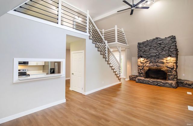 11705 Carol Heights Lane, Evansville, IN 47712