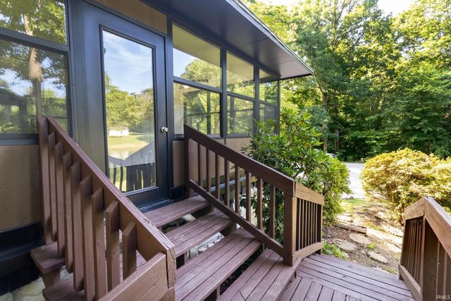 11705 Carol Heights Lane, Evansville, IN 47712