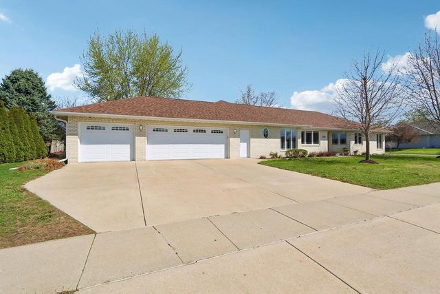 1701 Mulberry Street, Sauk City, WI 53583