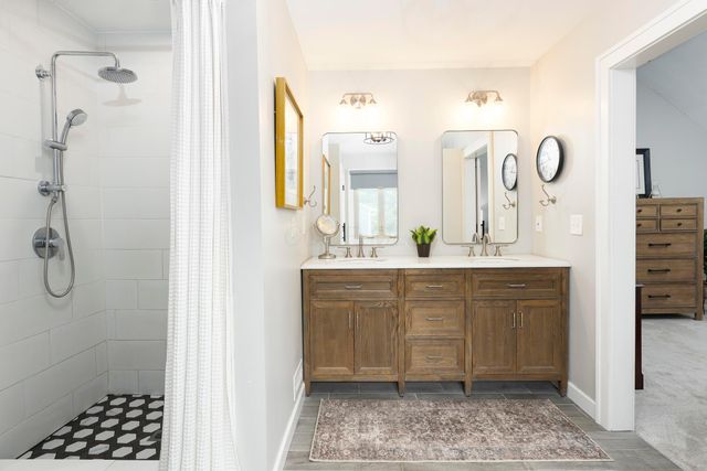 5640 Lynx Drive, Westerville, OH 43081